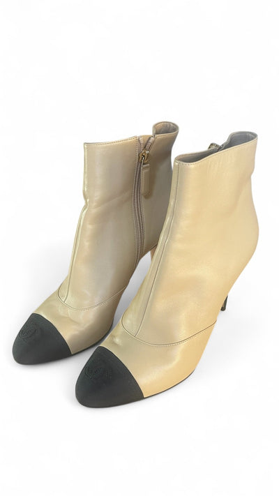 Chanel Beige cc Lambskin Boots - 38 EU