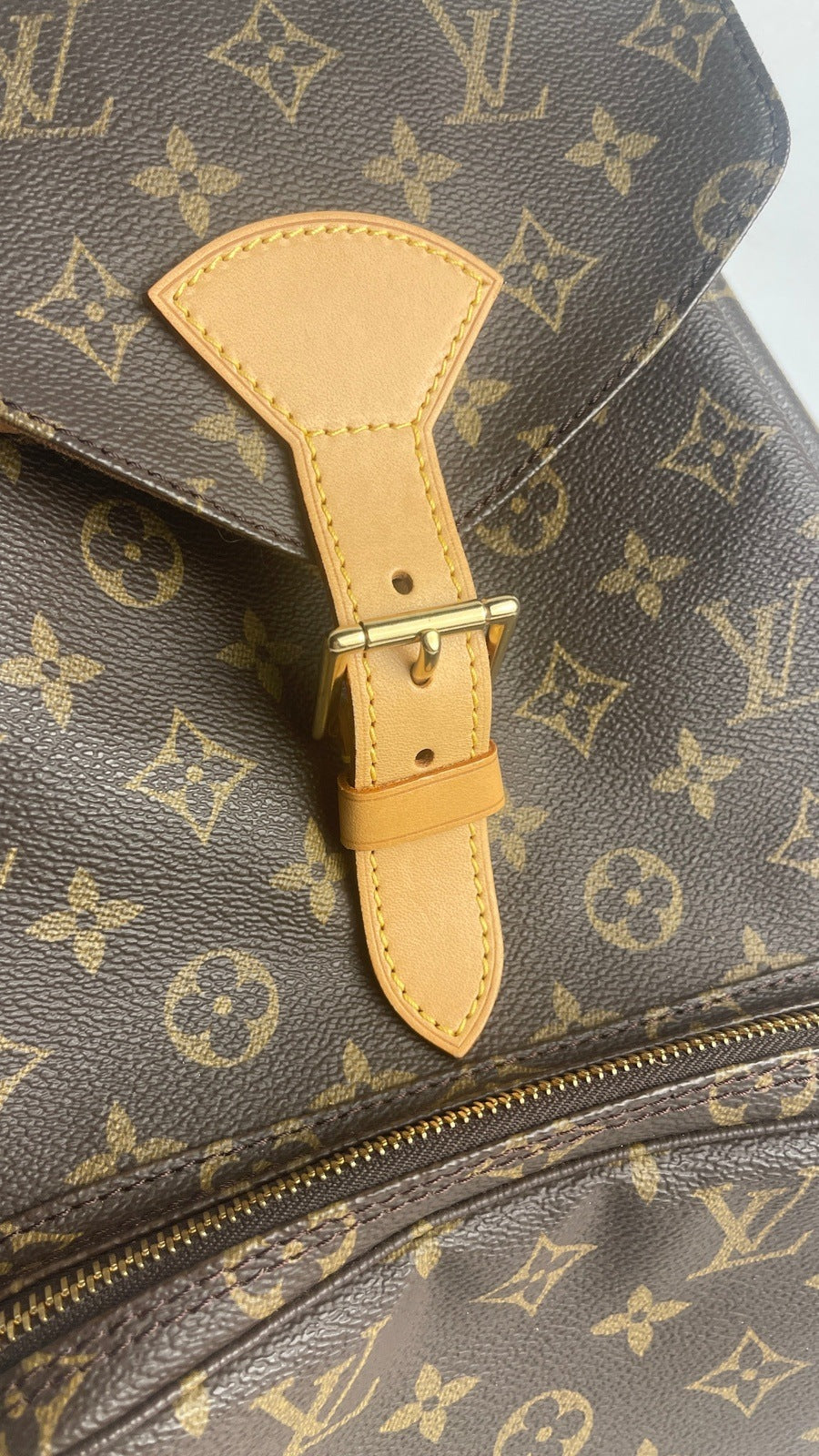 Louis Vuitton very one handle bag in rubios limited edition reversible strap