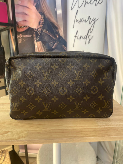 Louis Vuitton Trousse Toilette 28 Monogram Pouch Bag