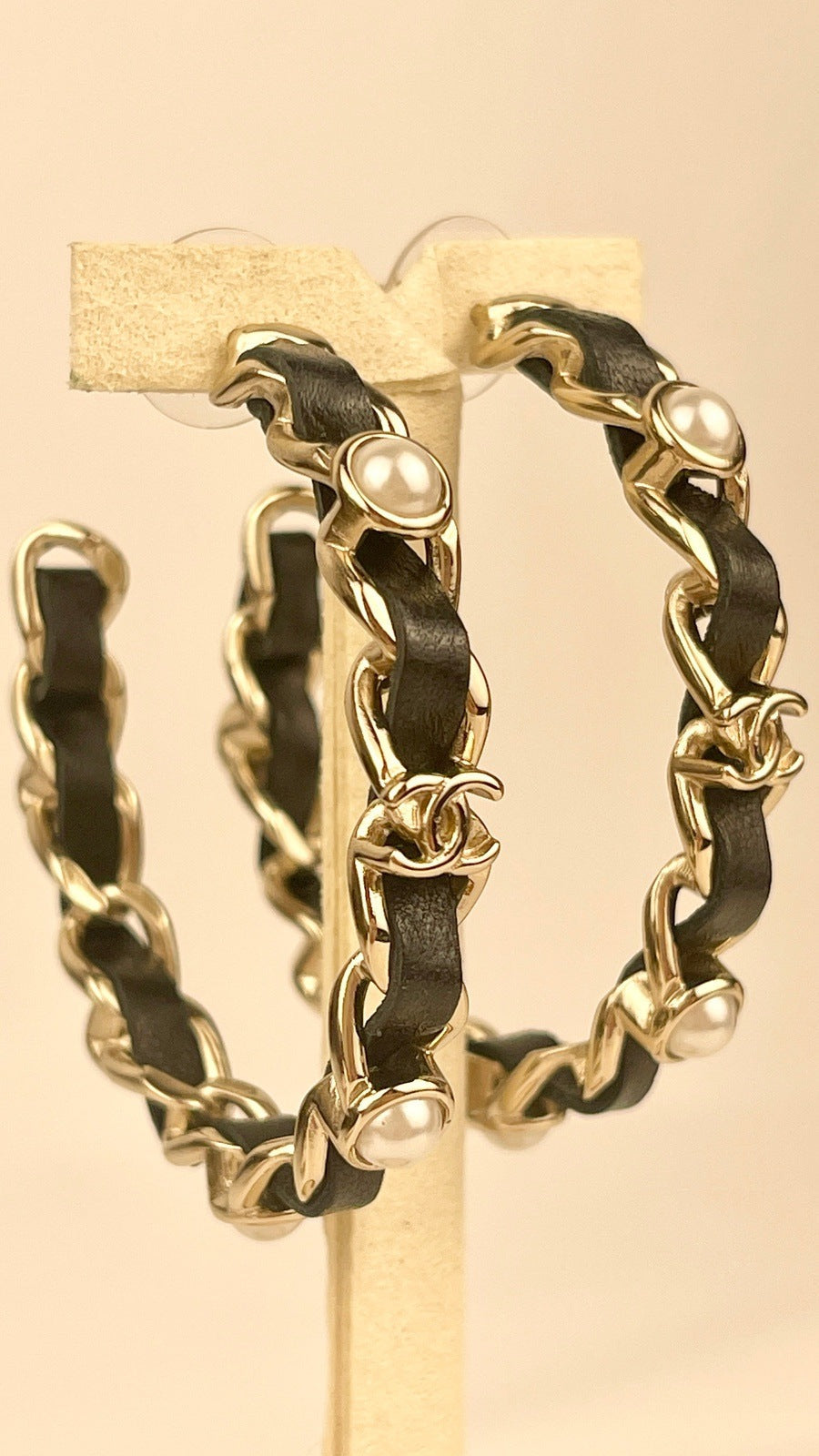 chanel earrings-CHANEL Dangles Earrings Gold 24kt Gold-RELOVE DELUXE