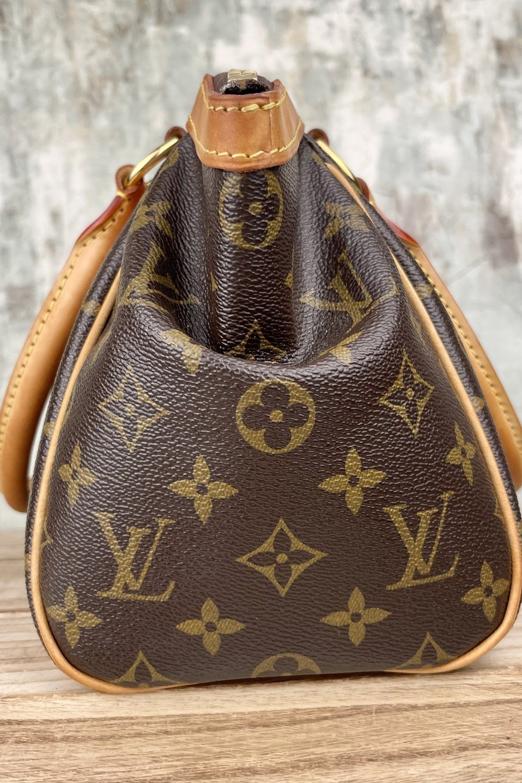 Louis Vuitton Tivoli PM Shoulder Bag Brown Monogram Canvas