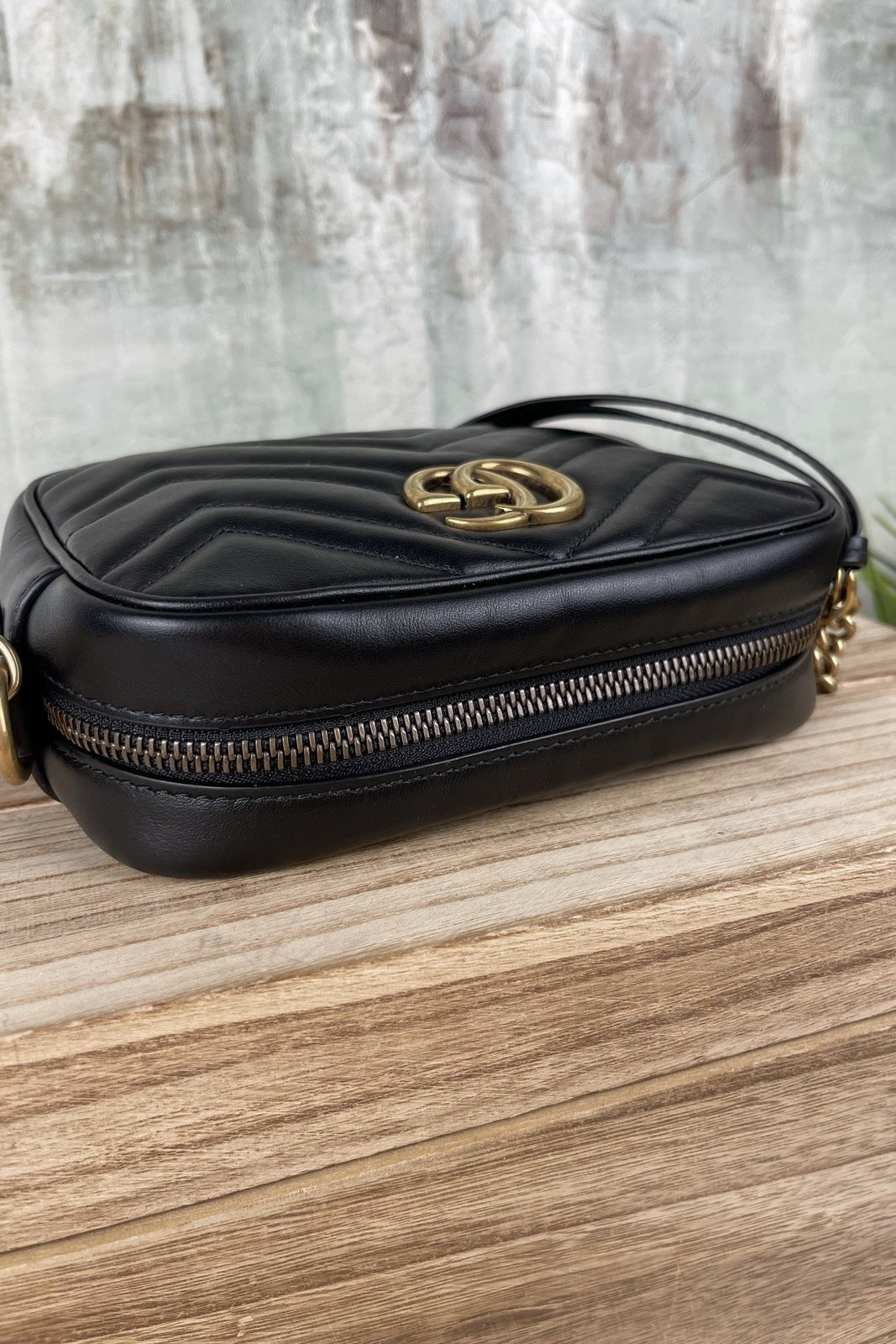 Gucci 546581 sales