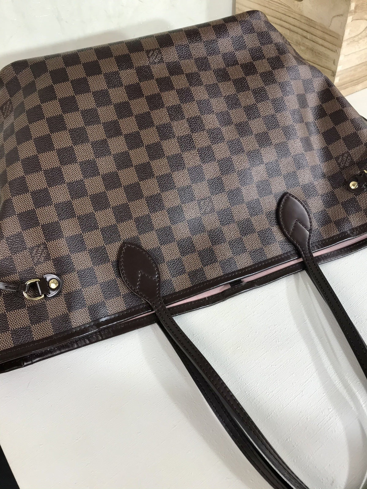 Louis Vuitton Neverfull MM Rose Ballerine – thedesignercouple