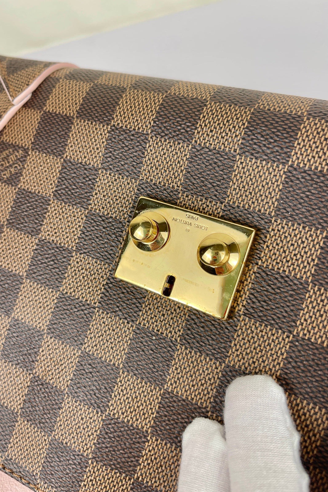 Authentic Louis Vuitton Caissa clutch bundle for Sale in Glendale
