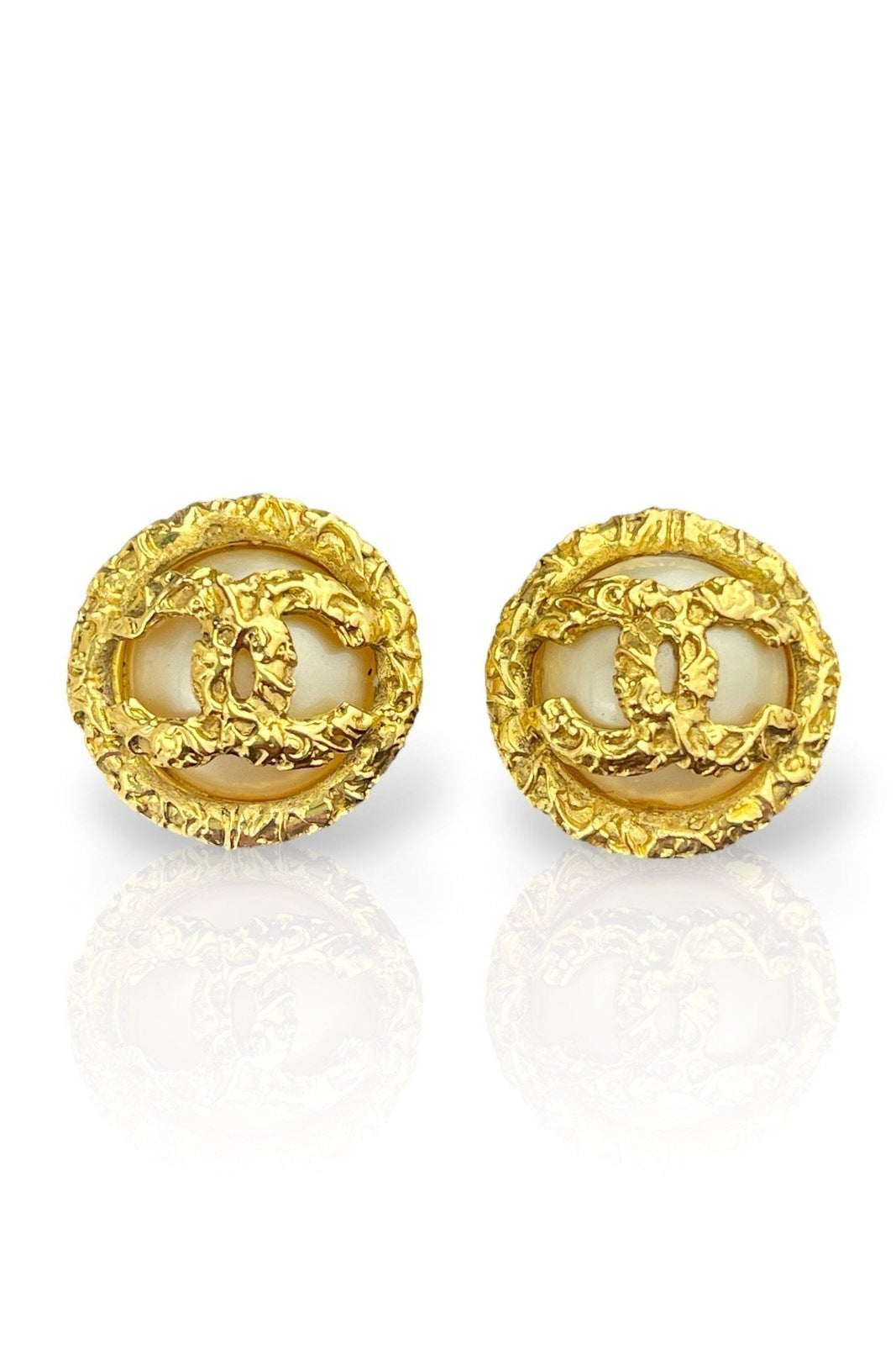 chanel cc lava earrings pearl gold tone-CHANEL CC Lava Golden Earrings with  Pearl 95P-RELOVE DELUXE