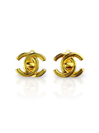 CHANEL CC Earrings Medium Gold Tone 96A-RELOVE DELUXE