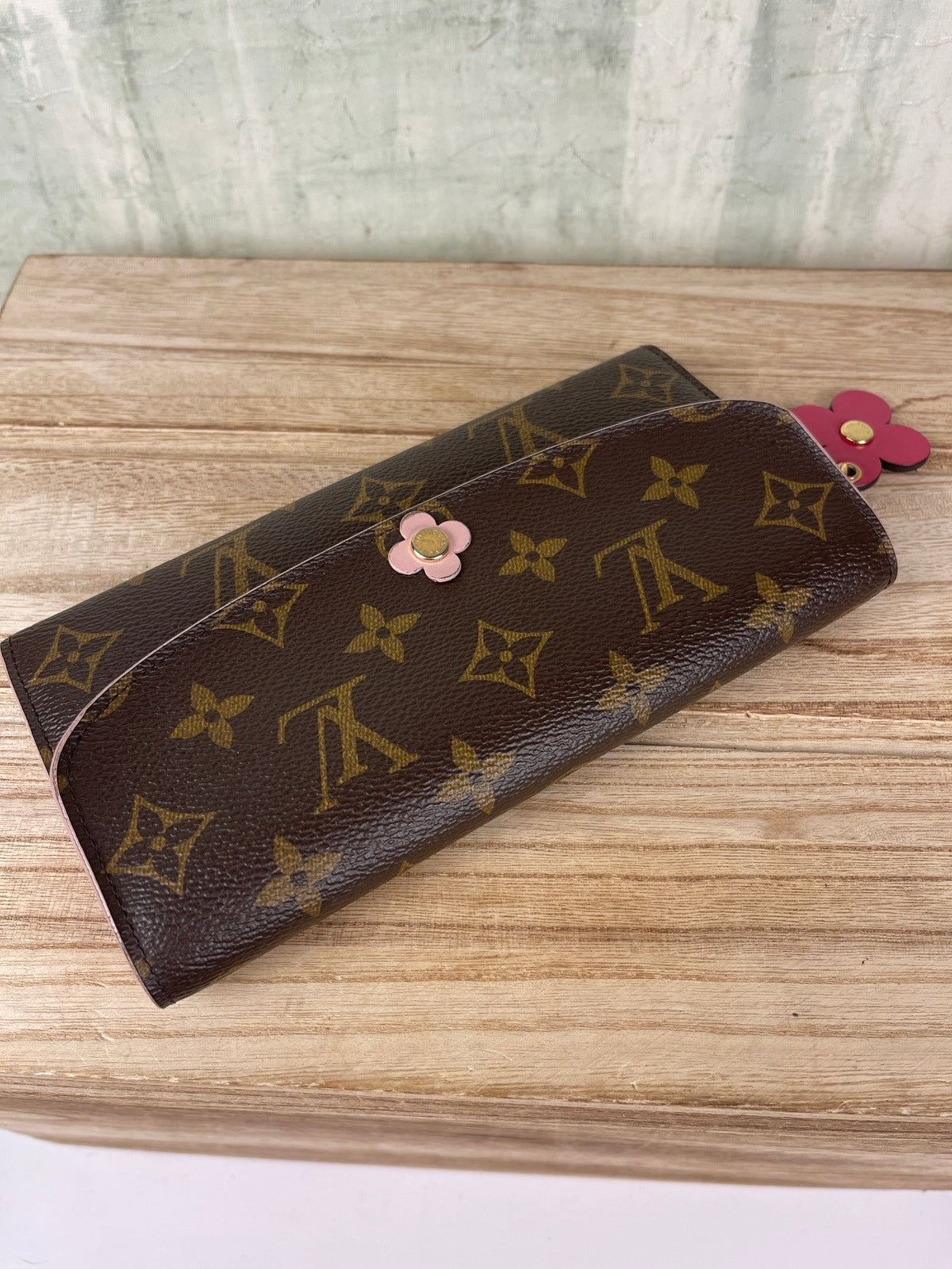 lv wallet with flower